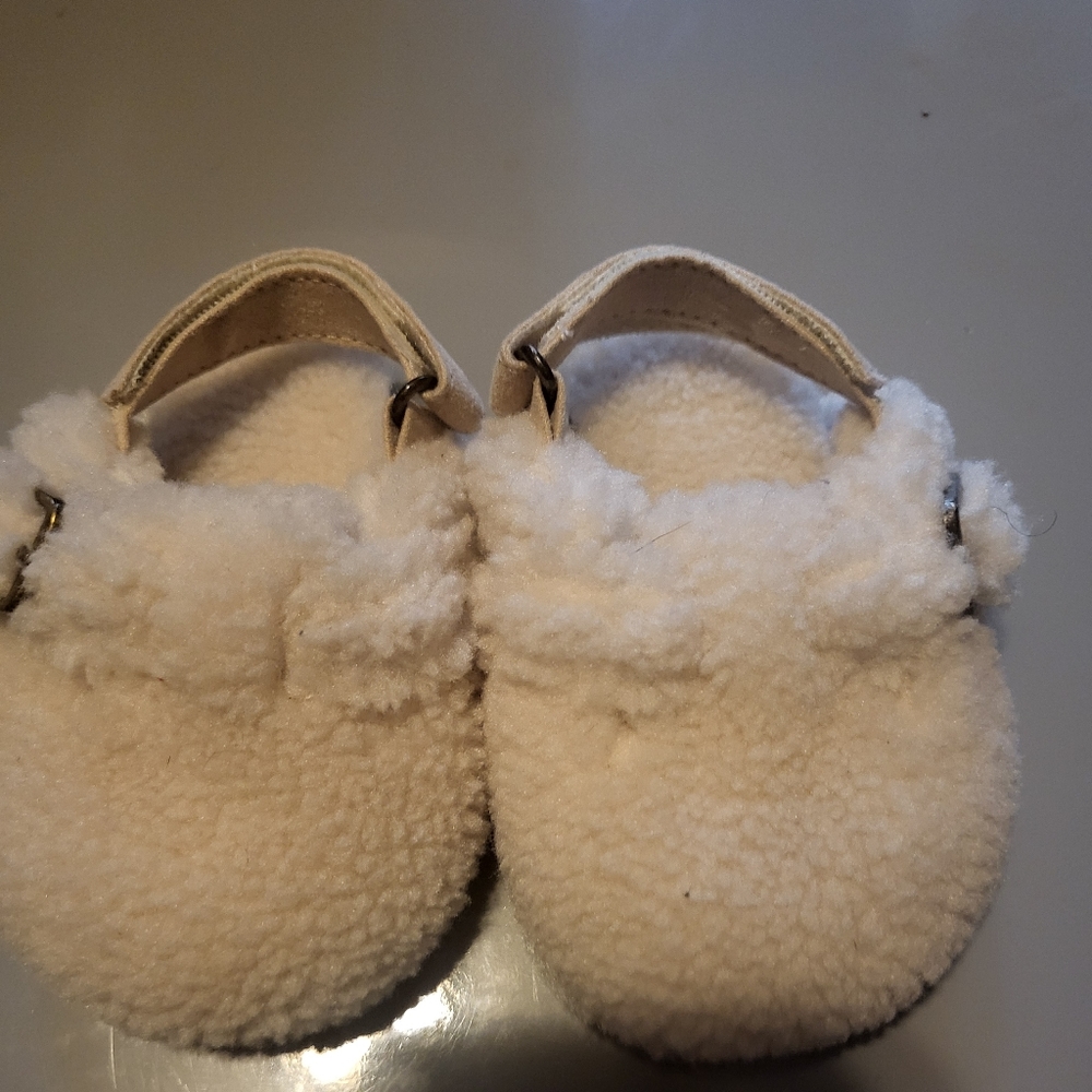 Gap clogs